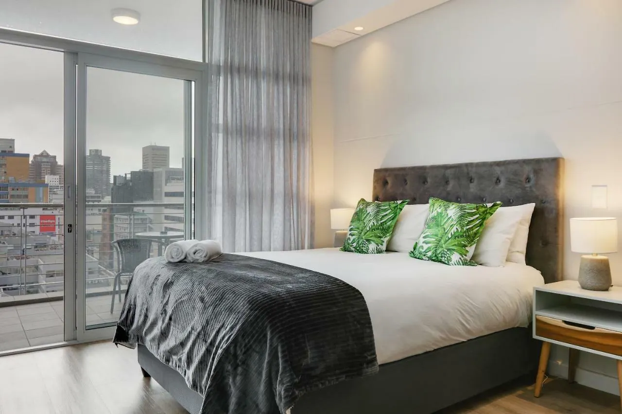 Backup-Power Eco Balcony Apartment Near Table Mountain Cape Town