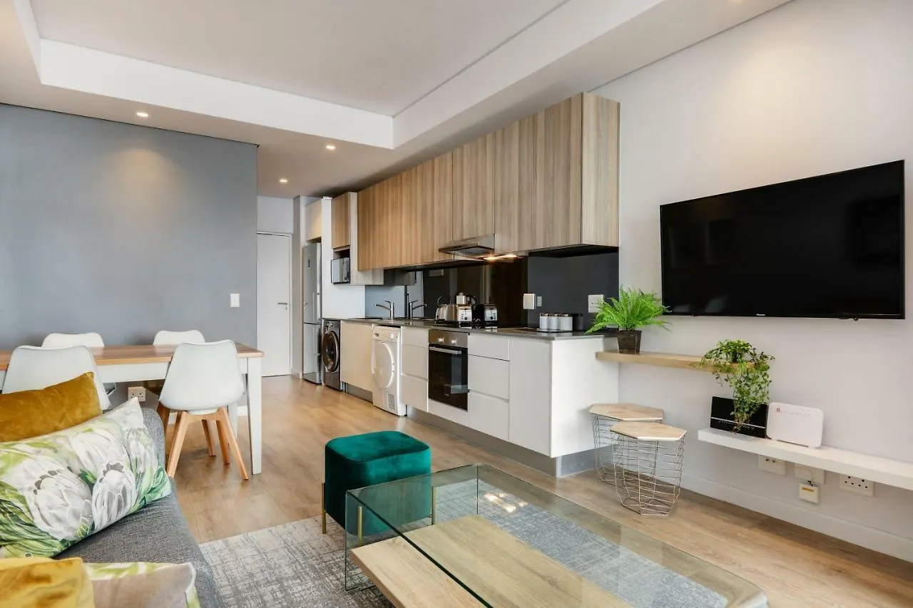 Backup-Power Eco Balcony Apartment Near Table Mountain Cape Town