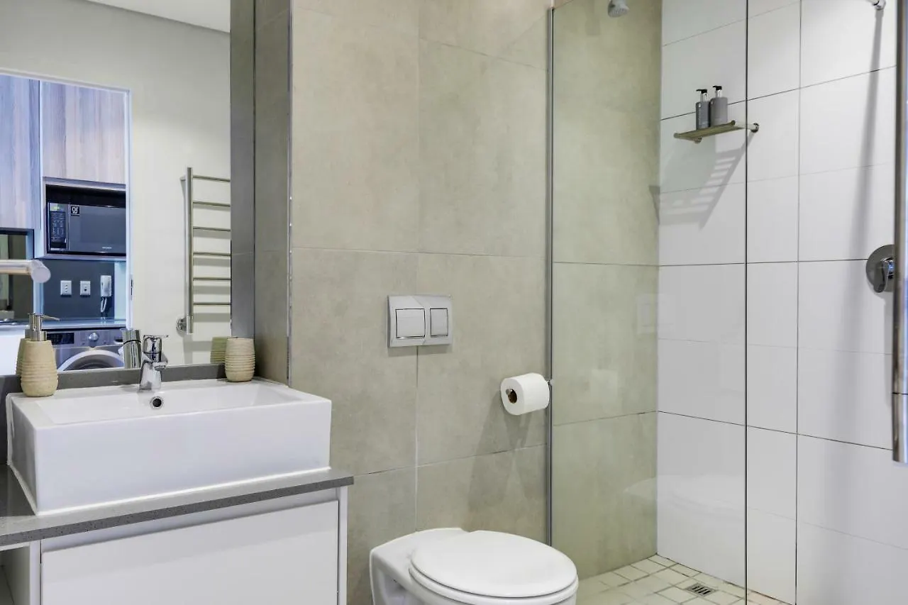 Backup-Power Eco Balcony Apartment Near Table Mountain Cape Town